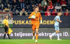 开云体育app下载-西甲联赛20赛季足球风格与战术革新探秘